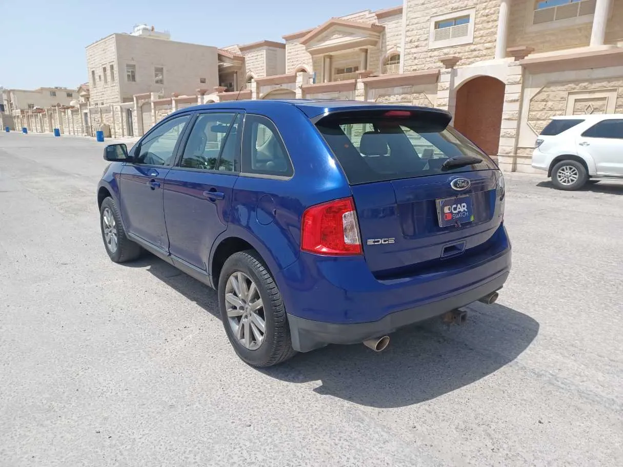 Car image 7