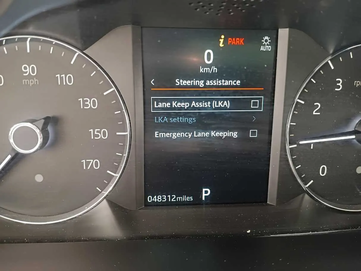 Car image 20