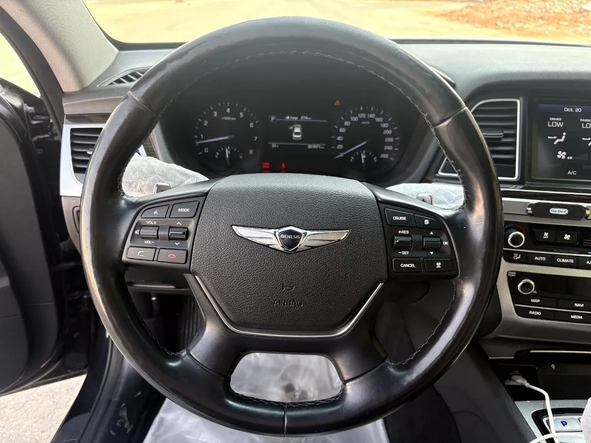 Car image 22