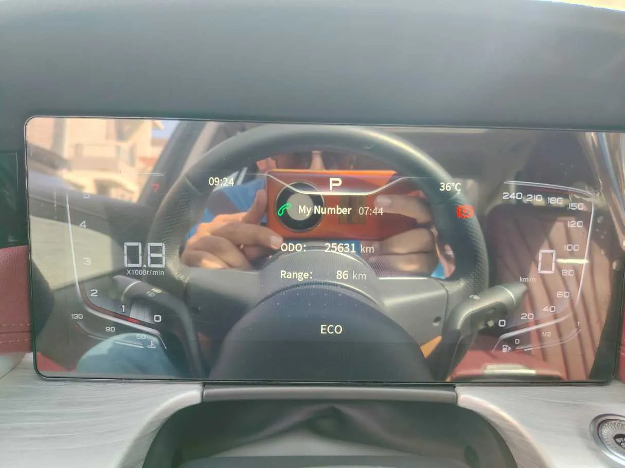 Car image 29