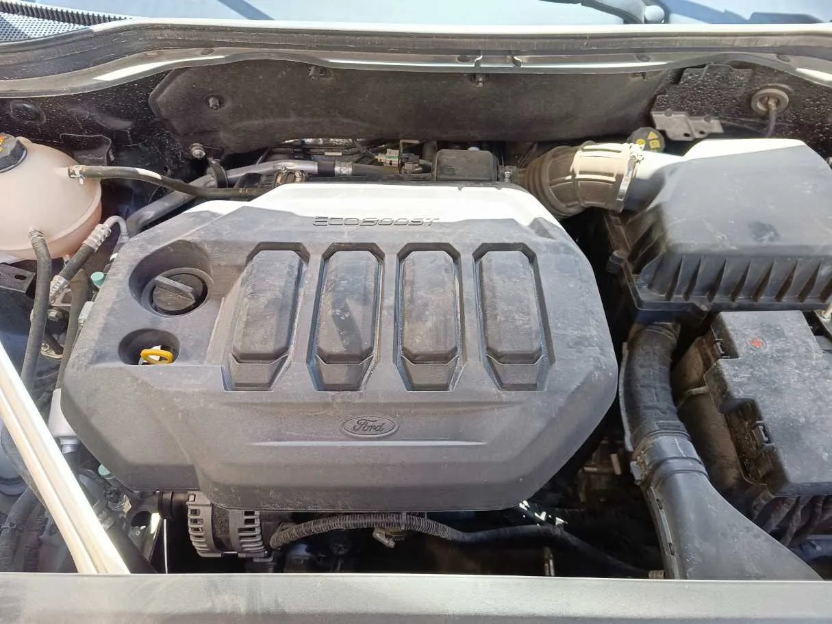Car image 35