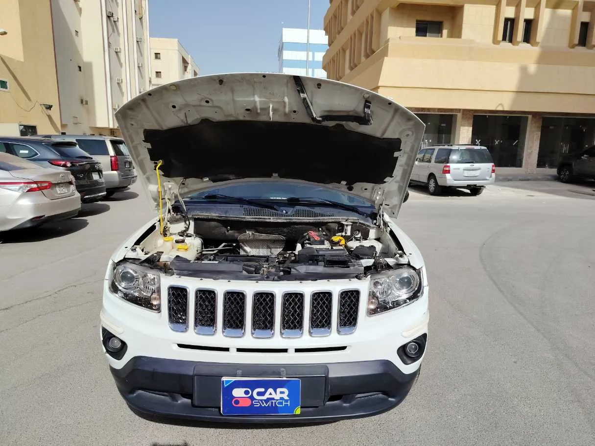 Car image 22