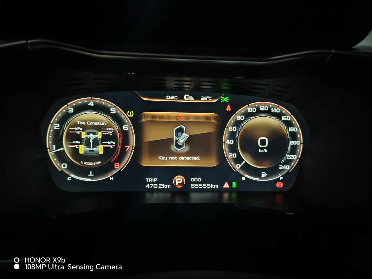 Car image 33