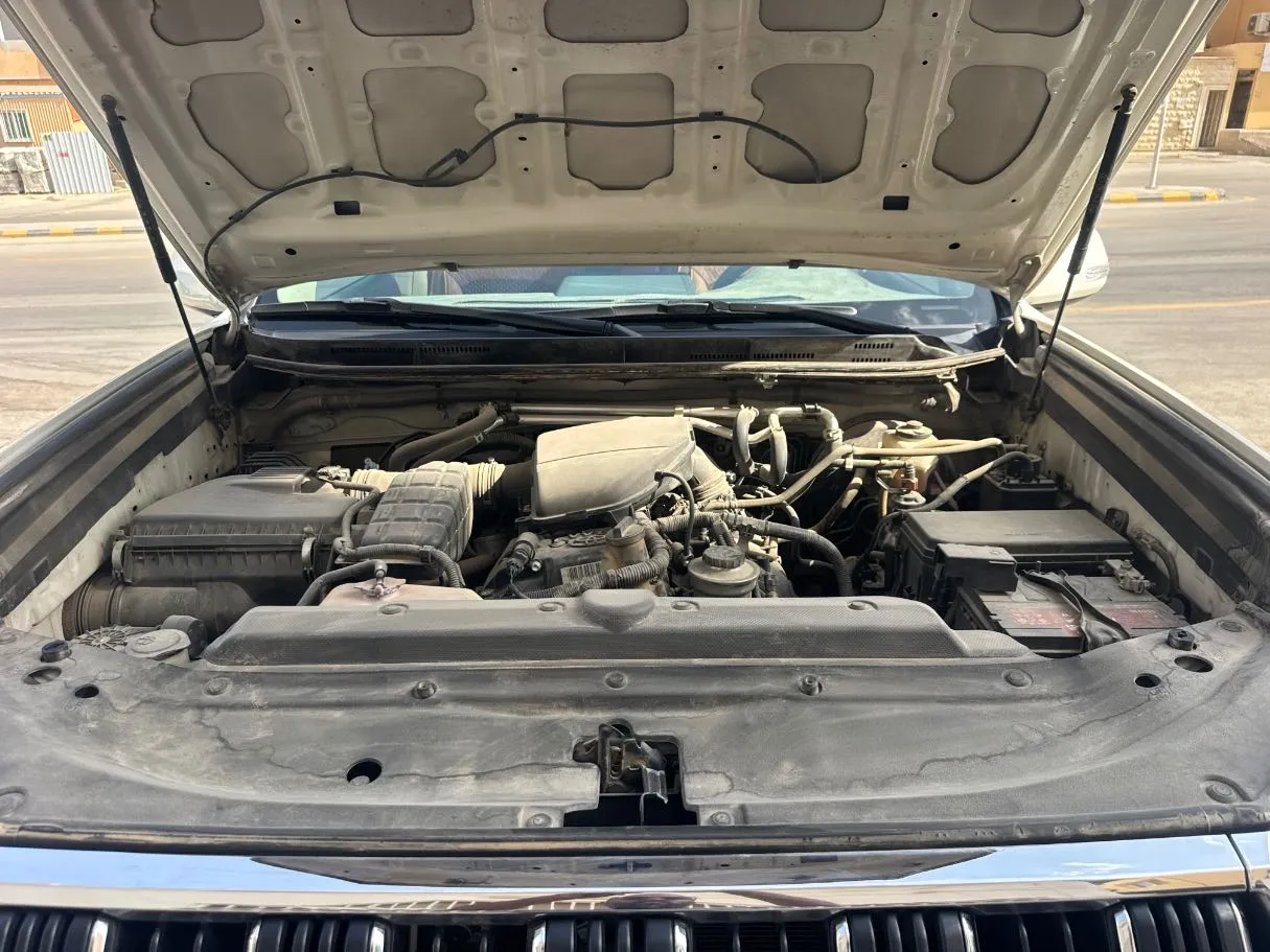 Car image 21