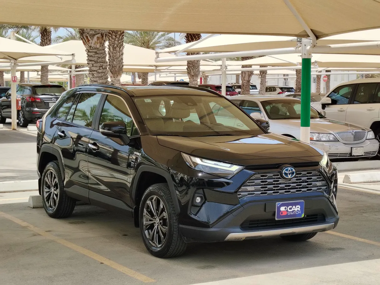 Car image 3