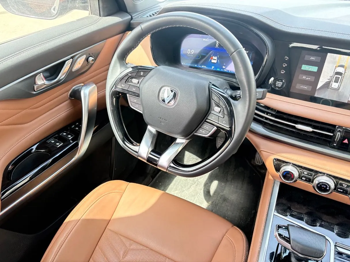 Car image 21