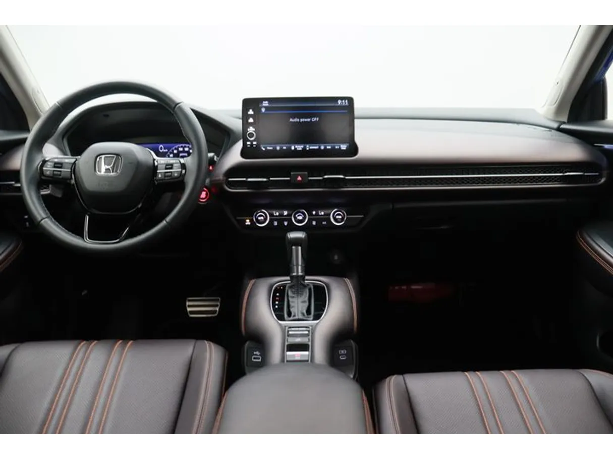 Car image 13
