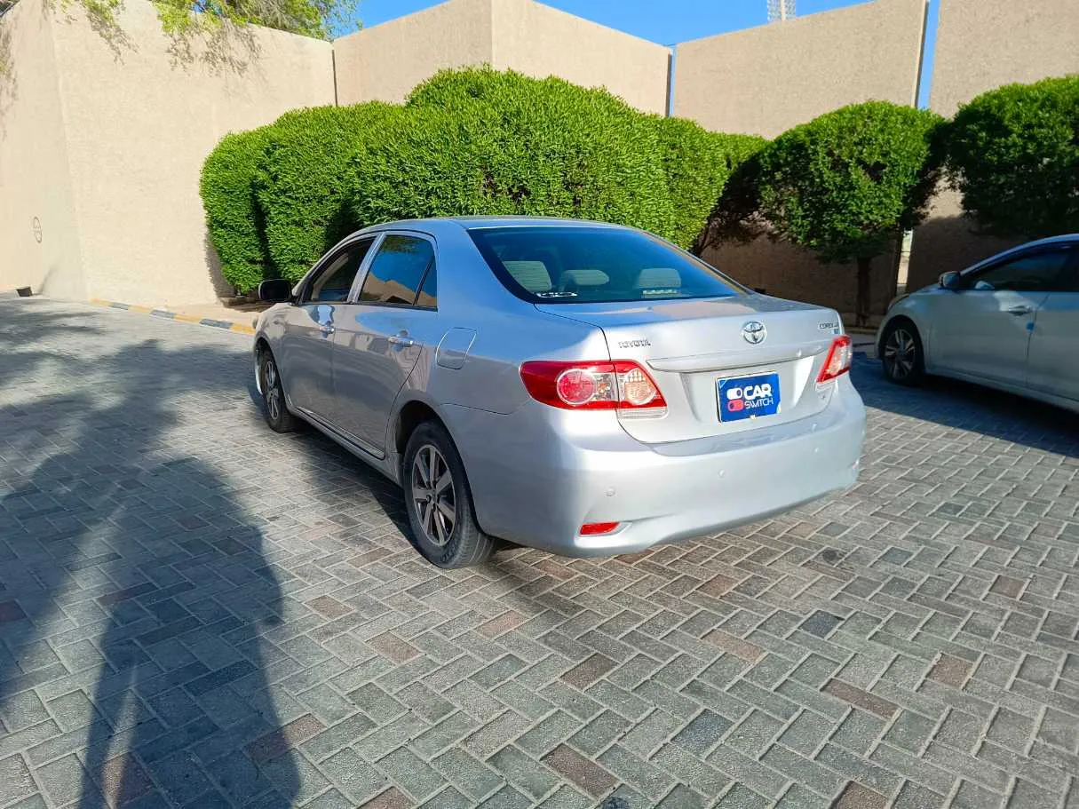 Car image 11