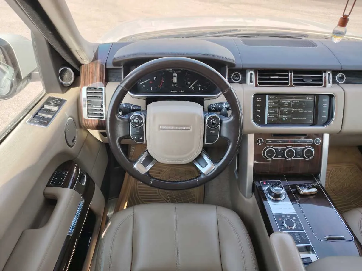 Car image 26