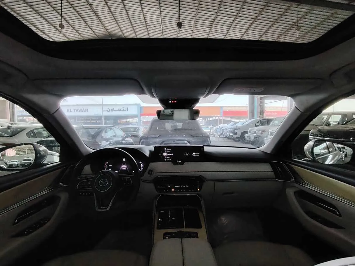 Car image 22