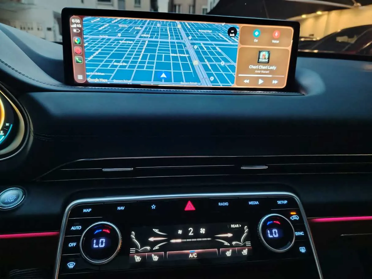 Car image 26