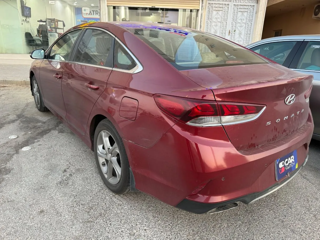 Car image 6