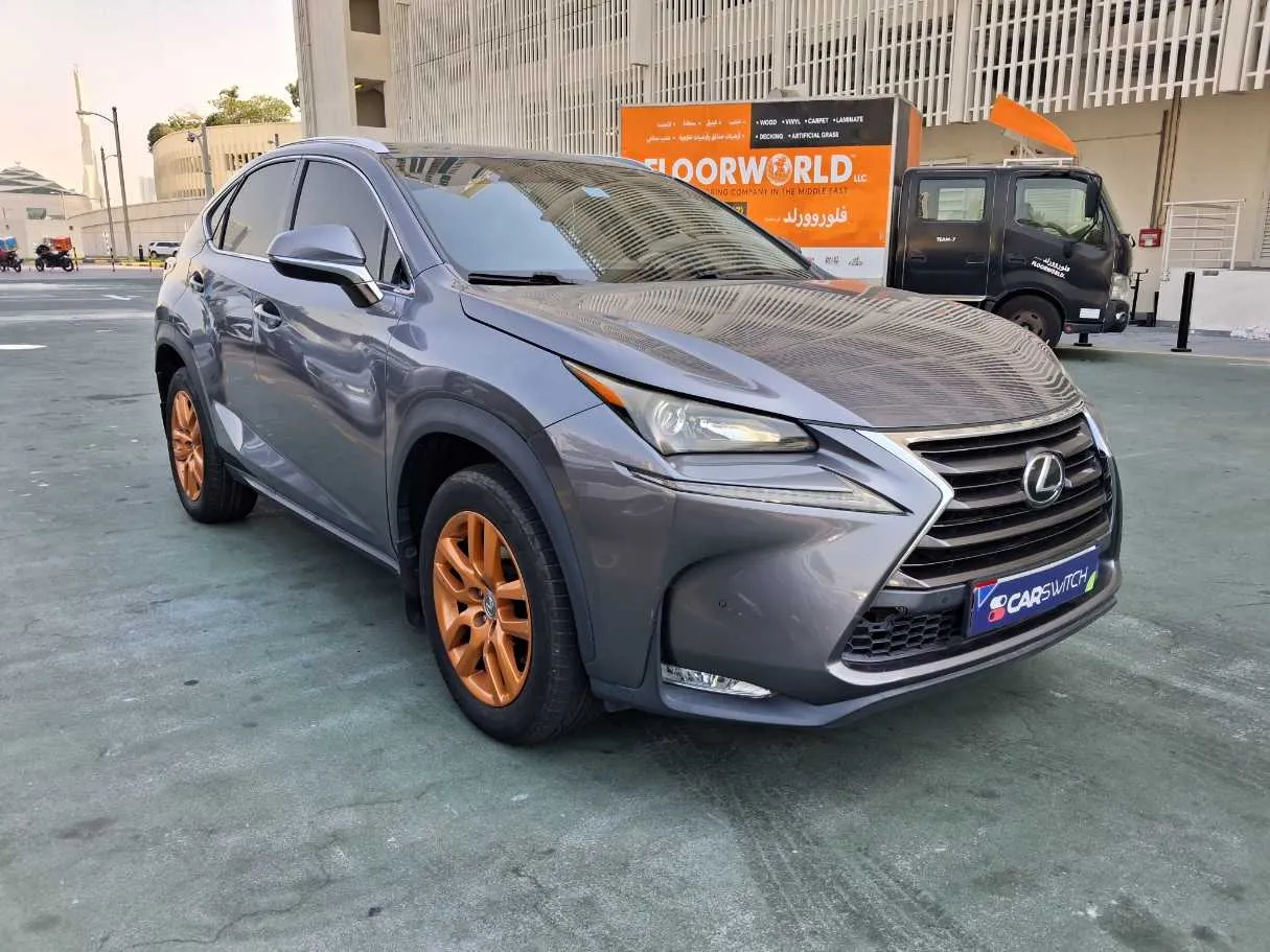 Car image 4
