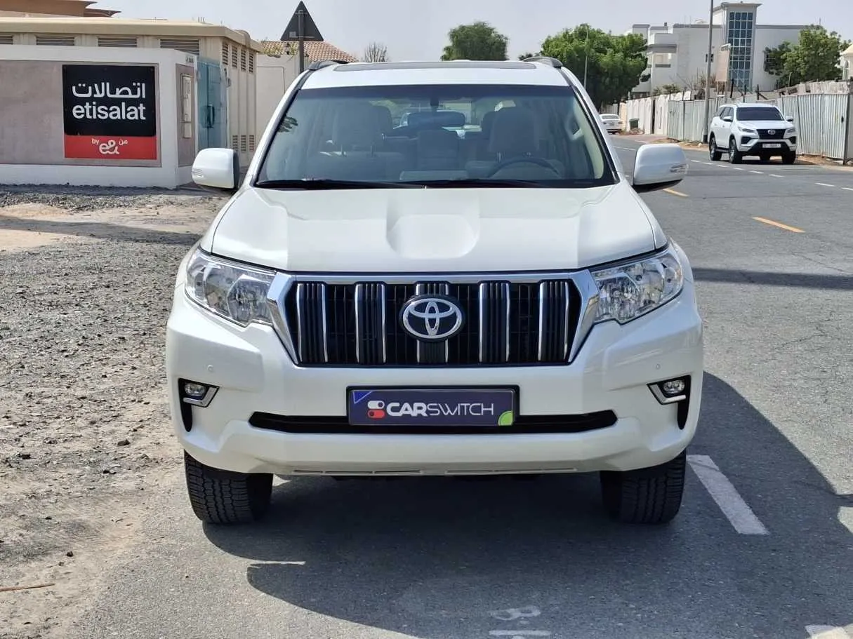 Car image 2