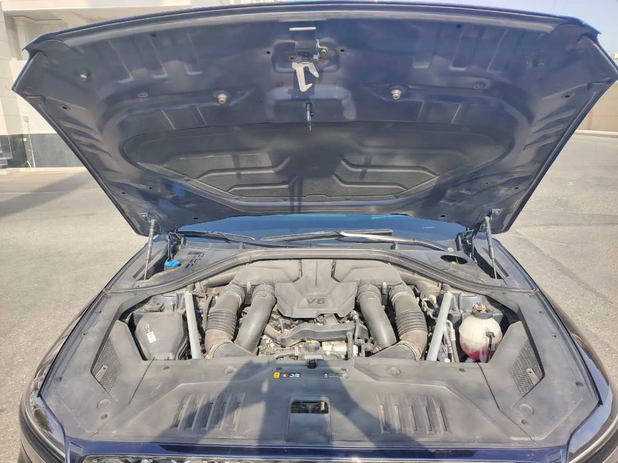 Car image 39