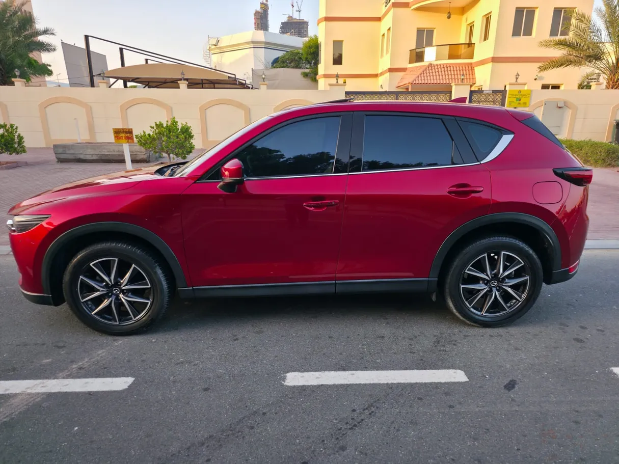 Car image 8