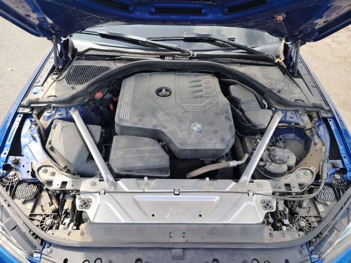 Car image 35