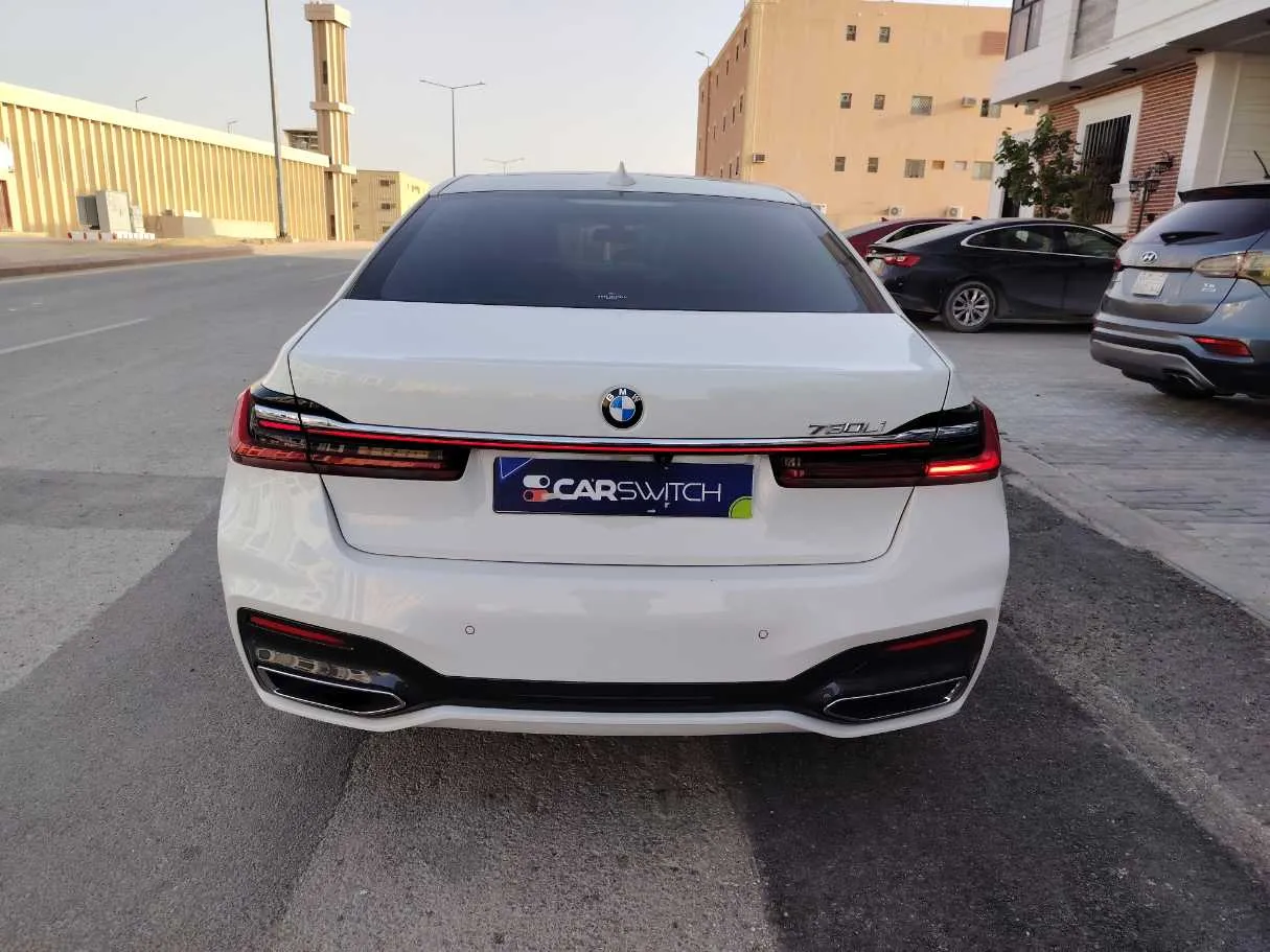 Car image 6