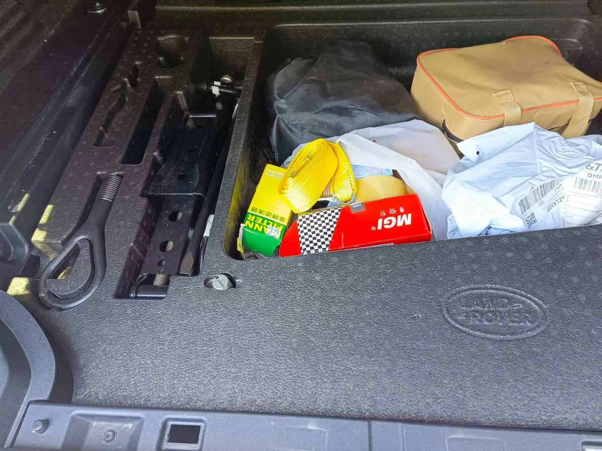 Car image 33