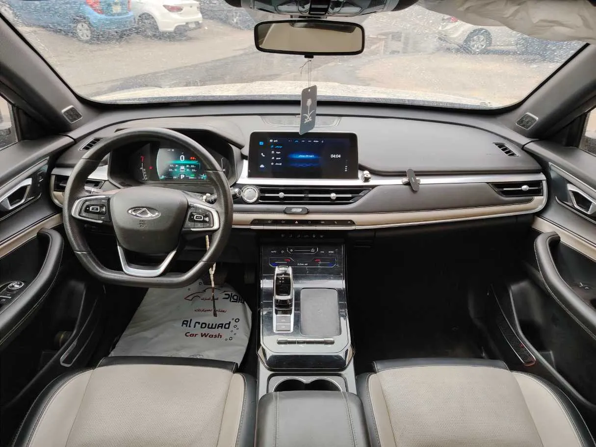 Car image 20