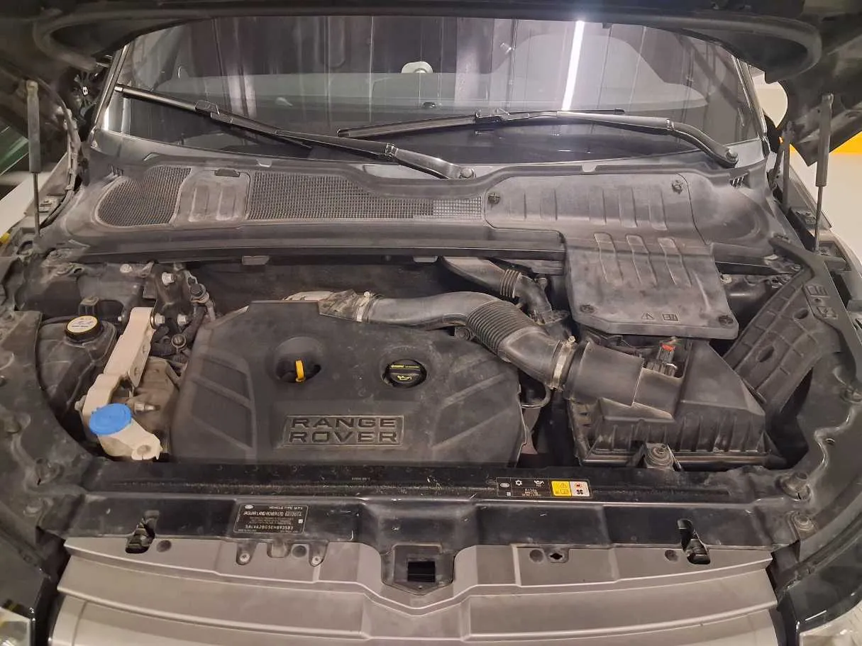 Car image 22