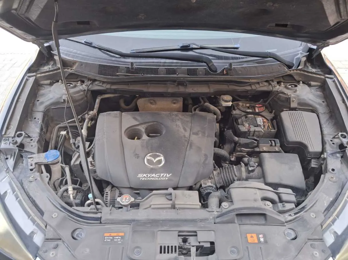Car image 18