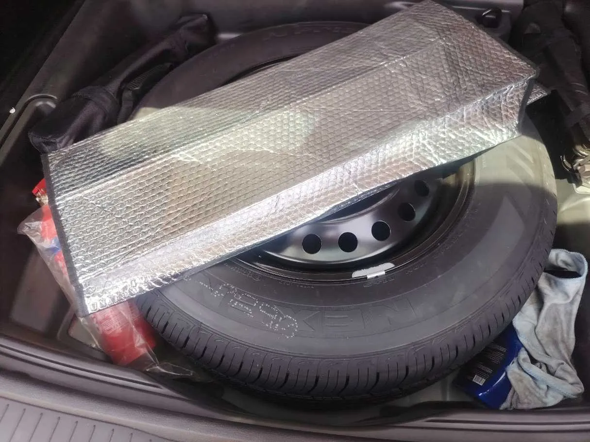 Car image 32