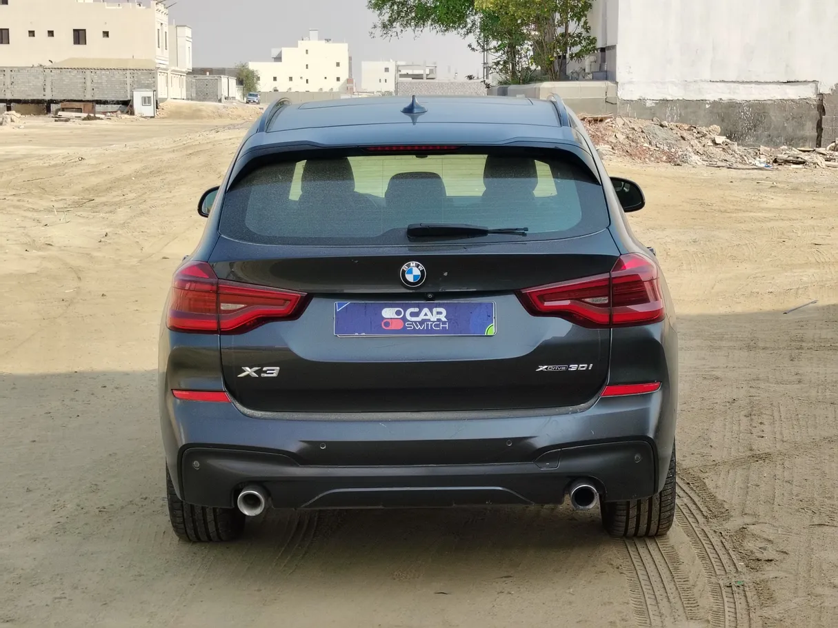 Car image 6