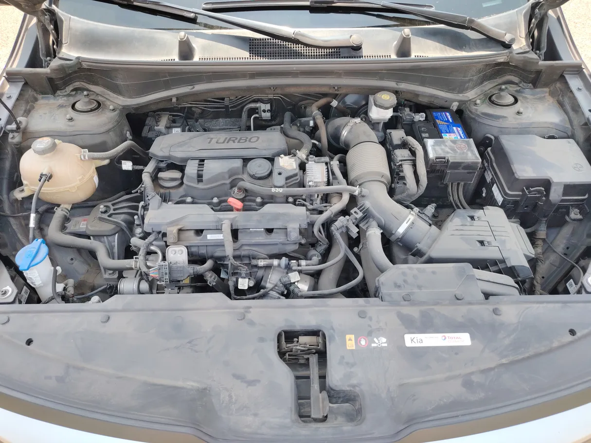 Car image 35