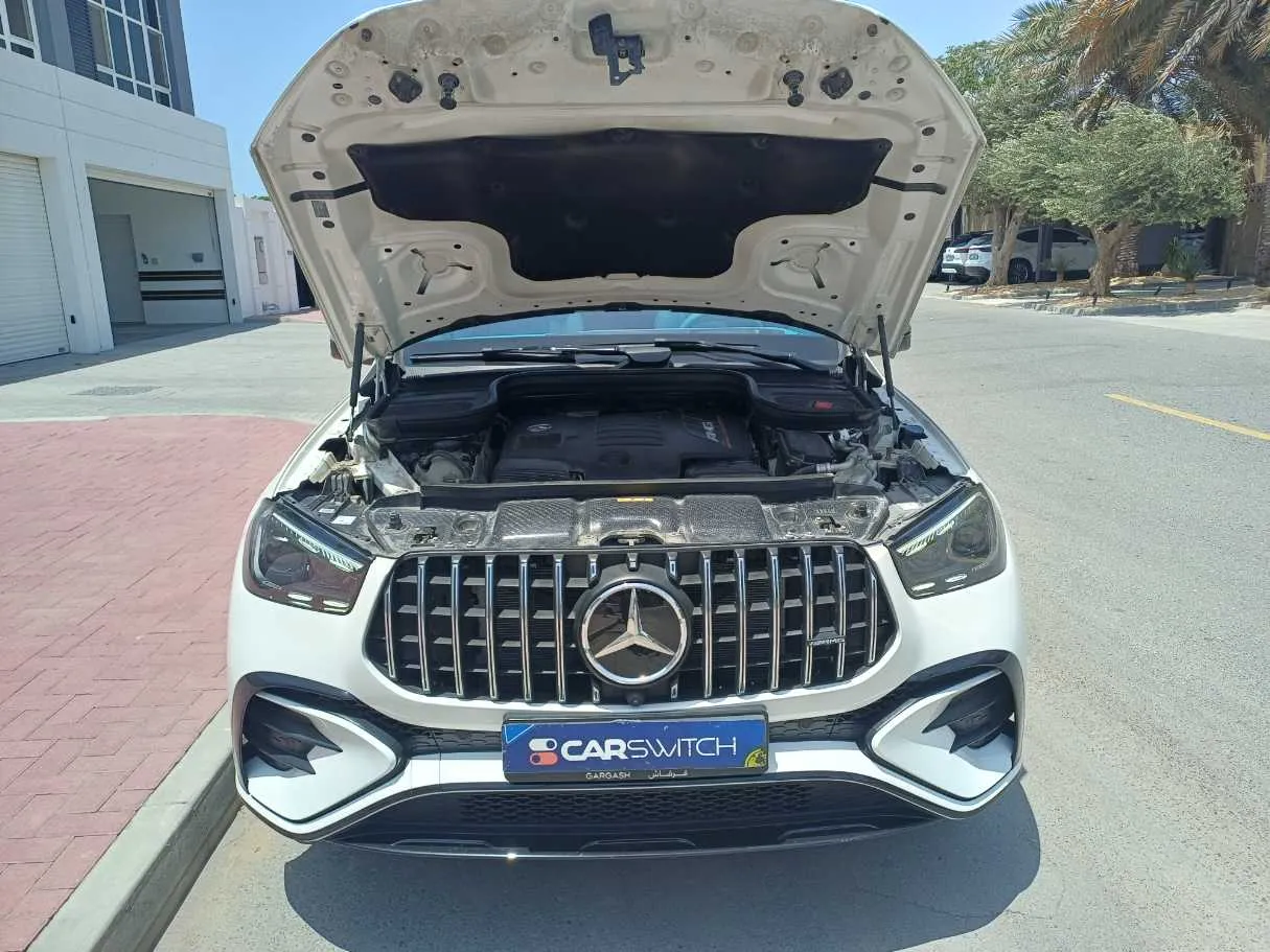 Car image 25
