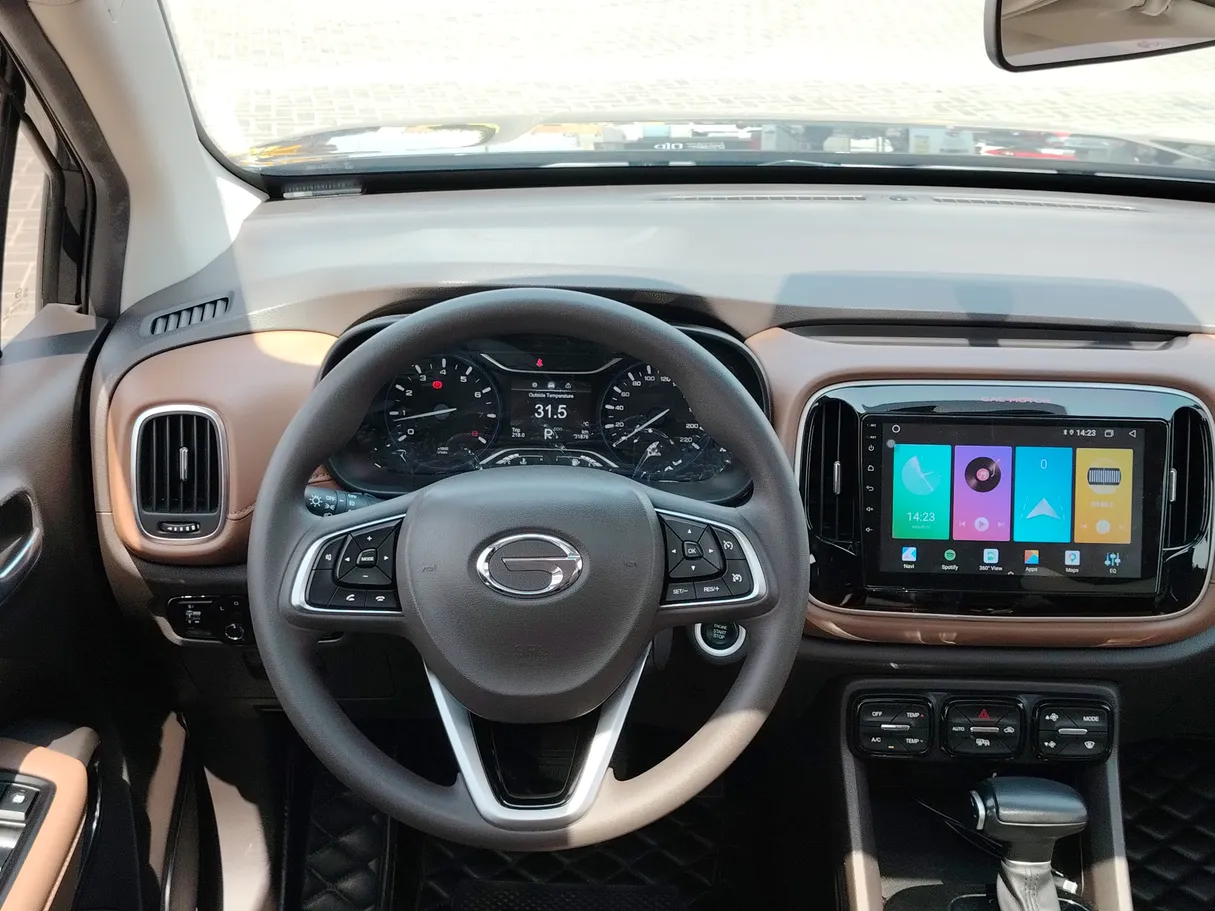 Car image 23