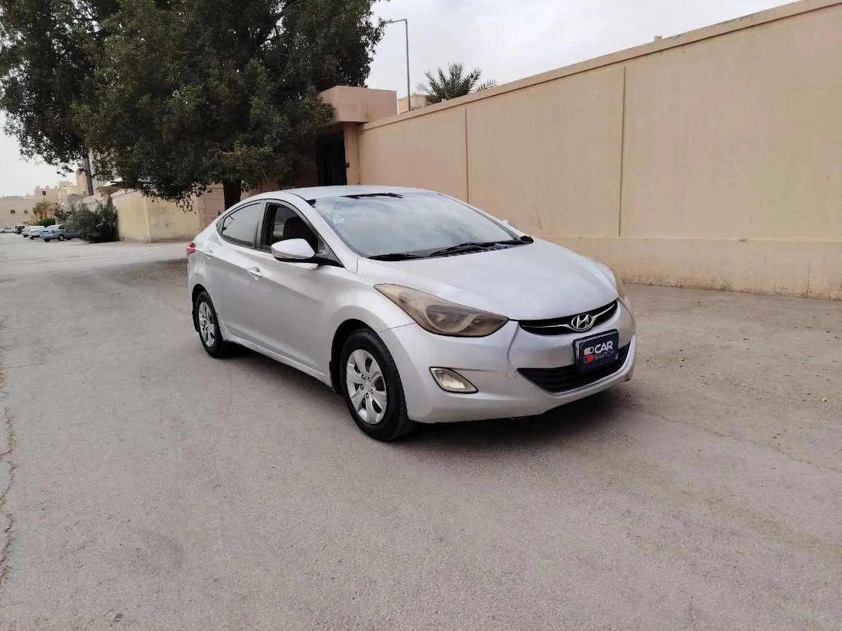 Car image 3