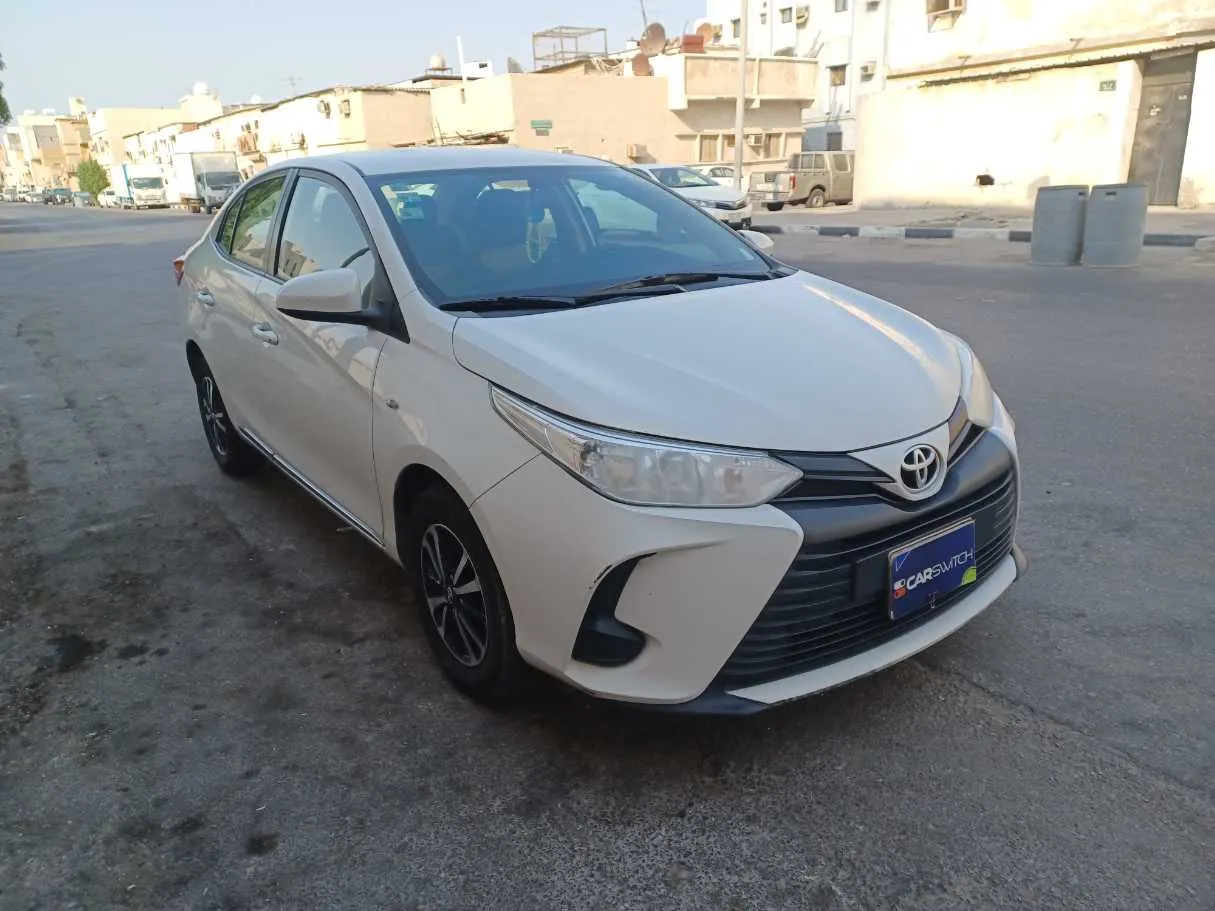 Car image 3
