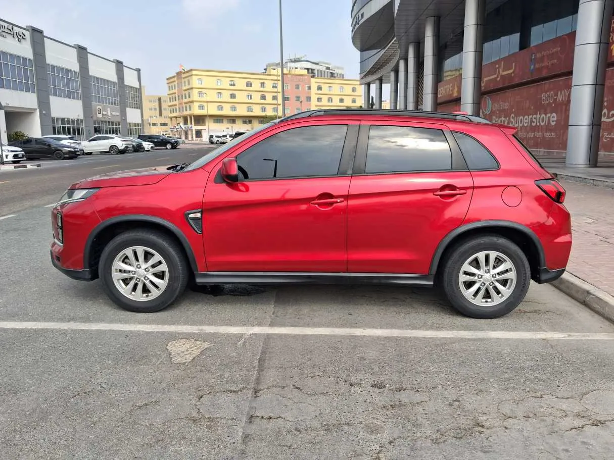 Car image 8