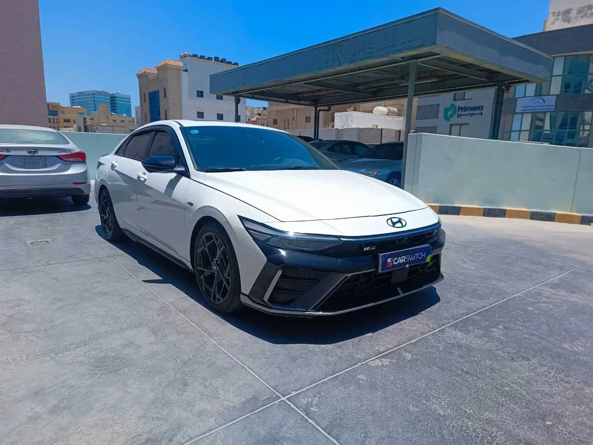 Car image 3