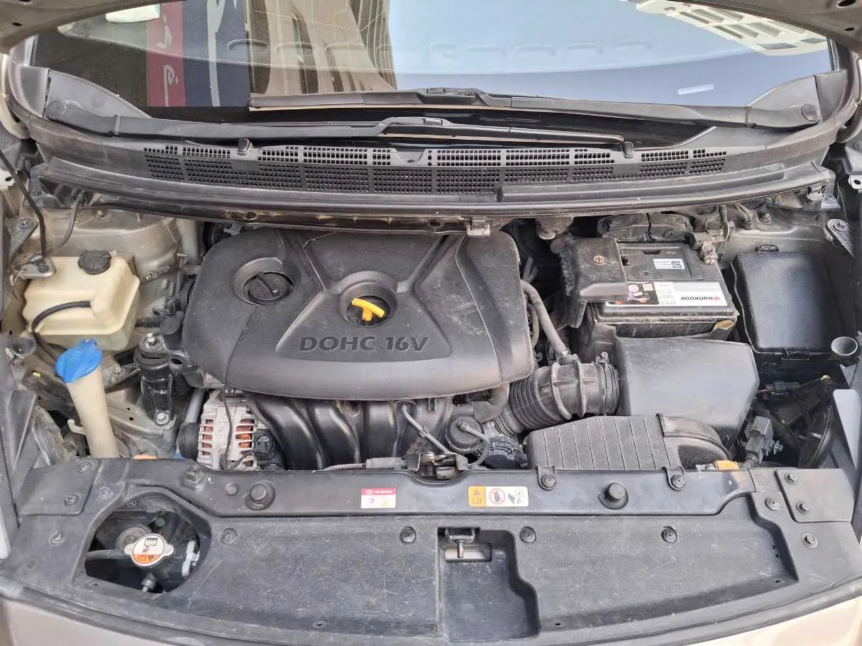Car image 21