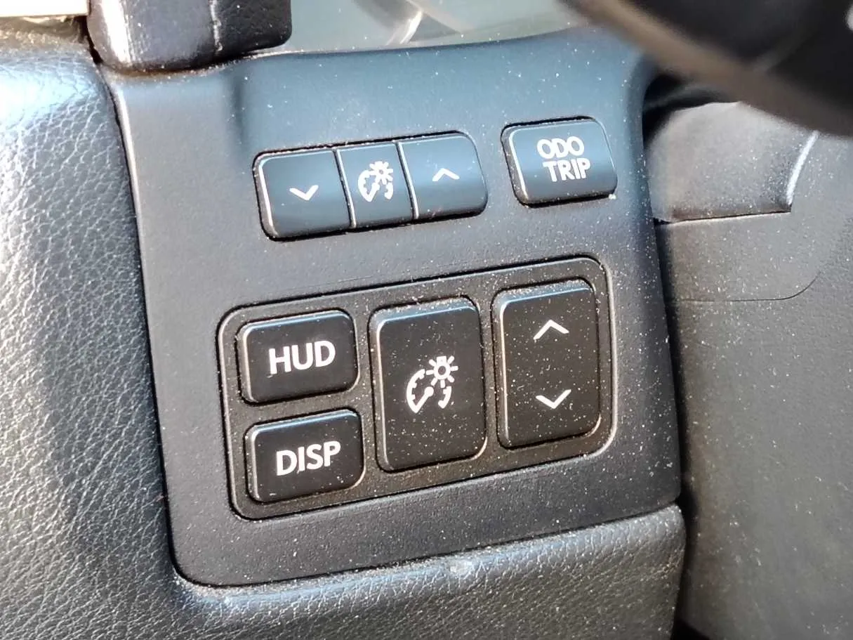 Car image 38