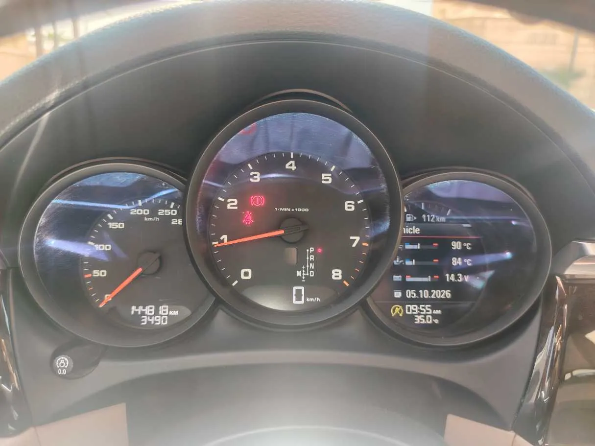 Car image 22
