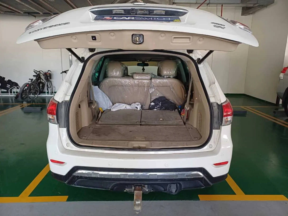 Car image 20