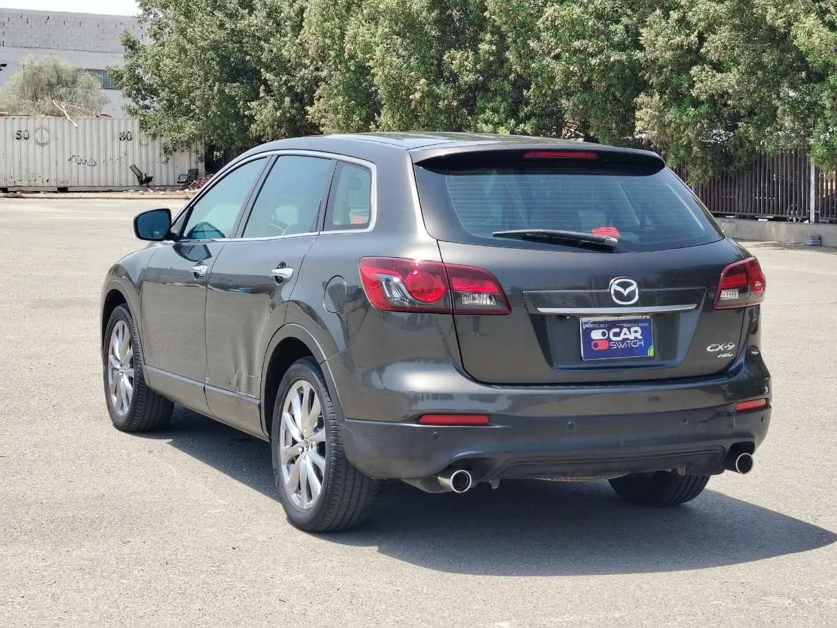 Car image 7