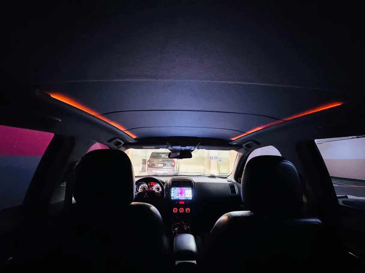 Car image 13