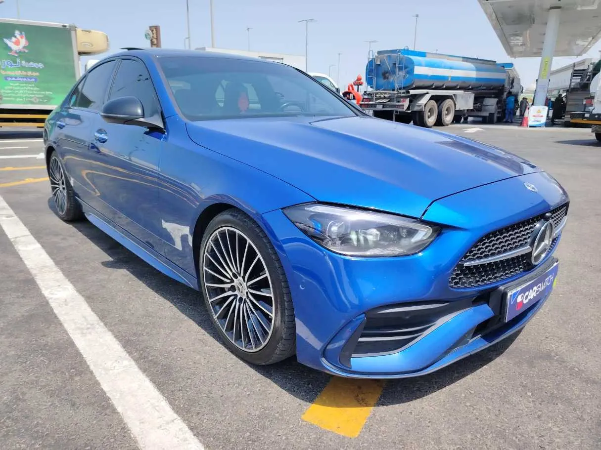 Car image 3