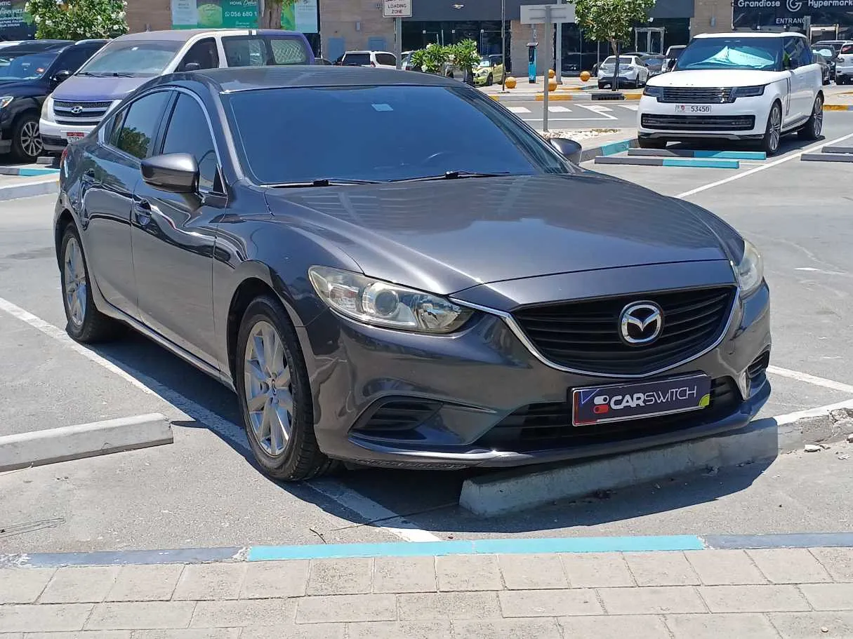 Car image 3