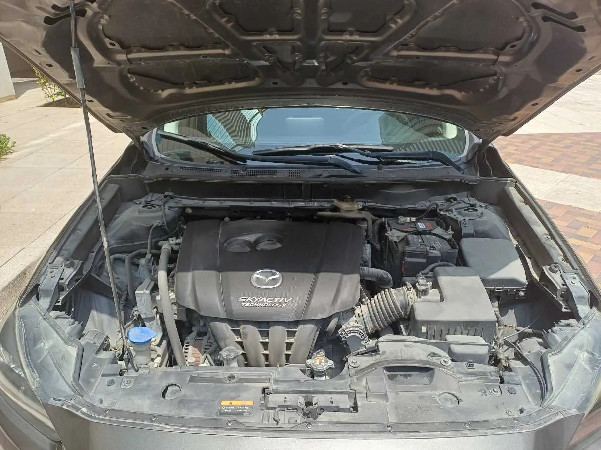 Car image 23