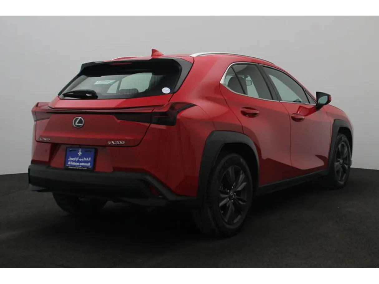 Car image 2