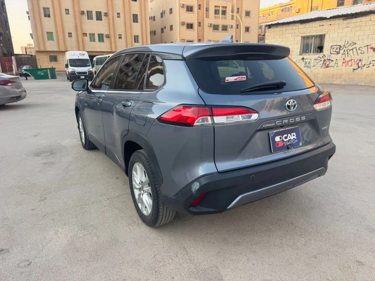 Car image 7