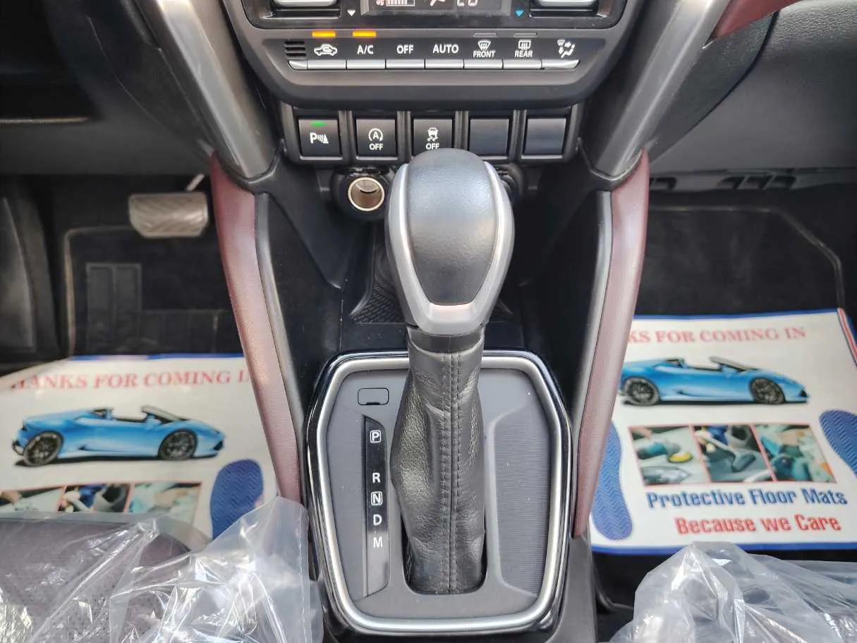 Car image 20