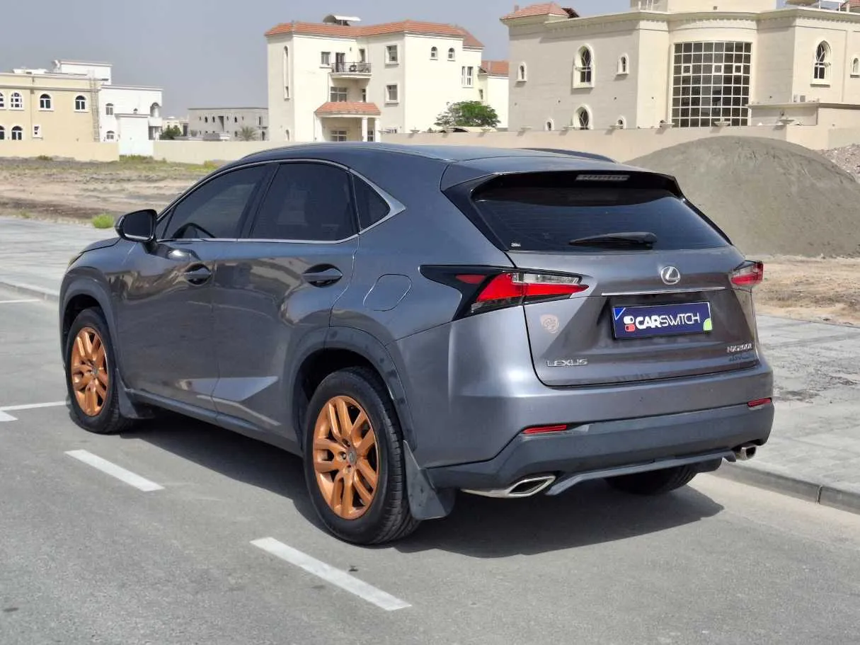 Car image 7