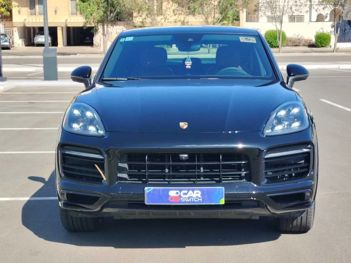 Car image 2