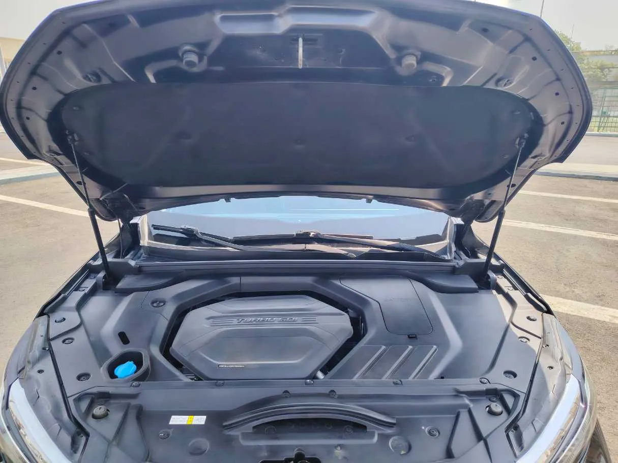 Car image 36